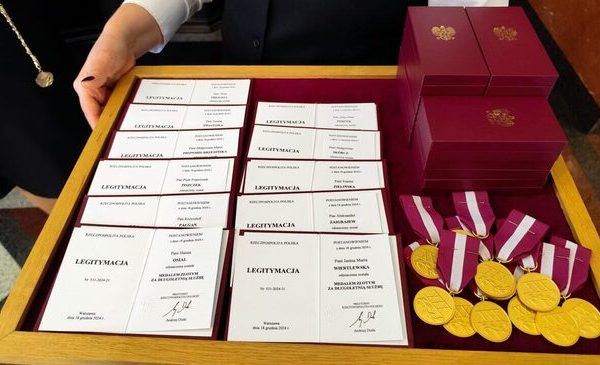 Kadra UMK nagrodzona medalami